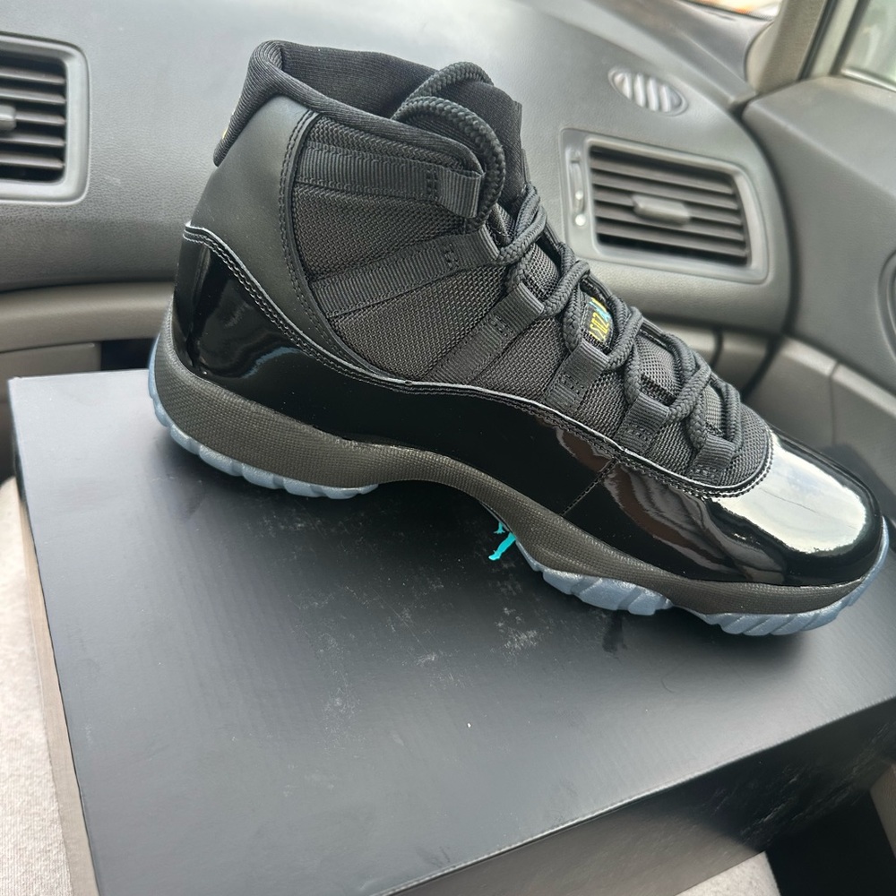 Black and Blue High-Top Sneakers - Picture 3 of 3